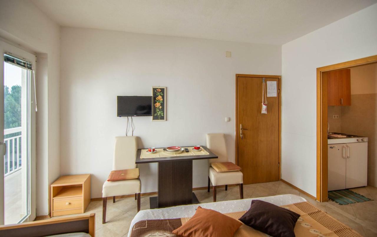 Apartmani Cosic Duce Luaran gambar