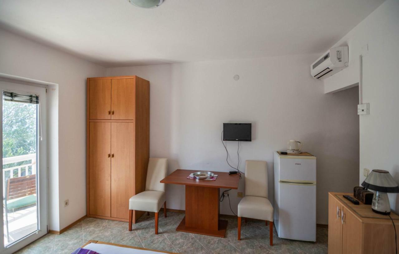 Apartmani Cosic Duce Luaran gambar