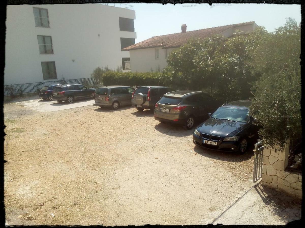 Apartmani Cosic Duce Luaran gambar